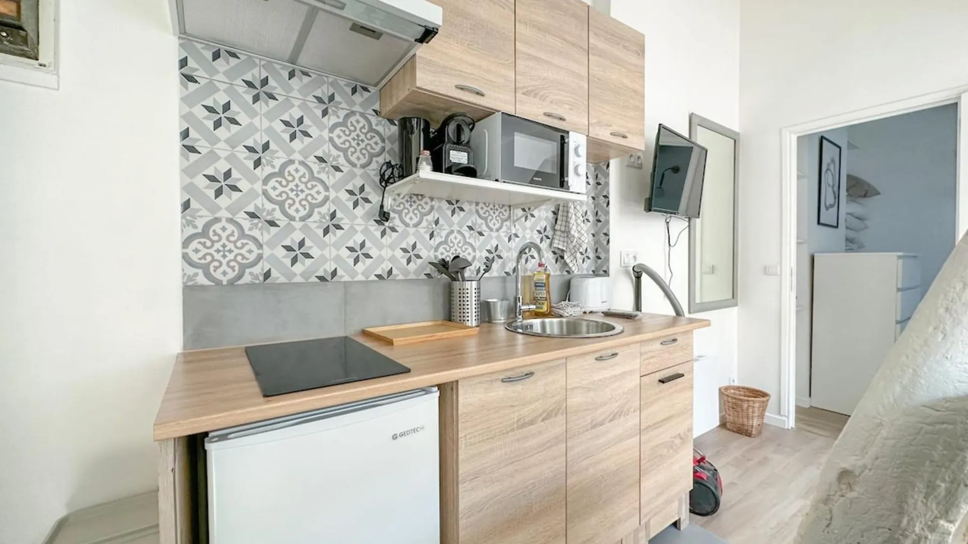 Flexliving - Studio - Charlot Paris 0*,